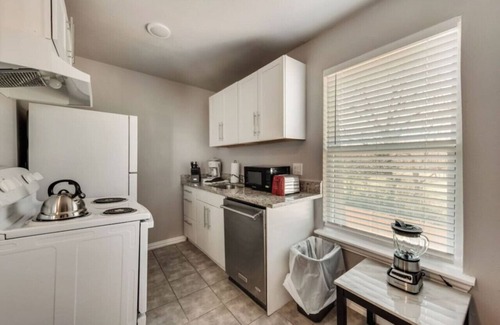 Fort Worth Apartment | Beautiful Apt-5MinDownTownFW-2 Bed-1K-1Q-Free Park
