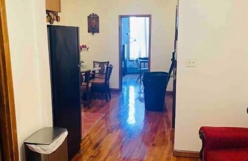 Crown Heights House | Beautiful Apt Prospect Hts steps from Broklyn Museum Garden 20 min Man/Times Sq.