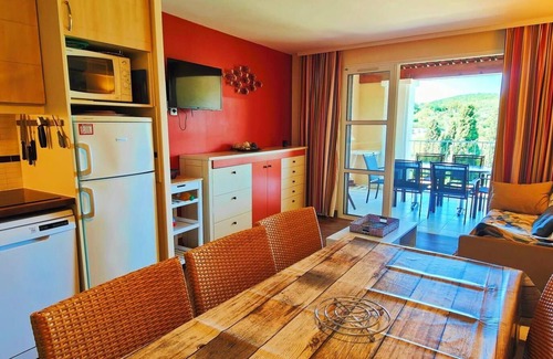 Agay Apartment | Beautiful apt with AC and swimming pool