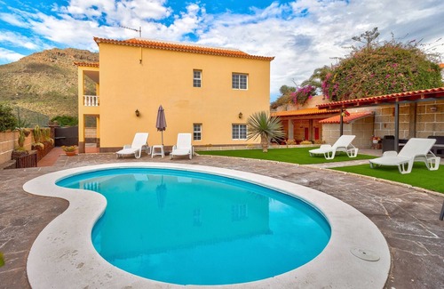 El Madronal Apartment | Beautiful Arianny House With Pool
