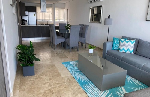 Rusta Especial Icacos Apartment | BEAUTIFUL BEACHFRONT APARTMENT, ACAPULCO COASTLINE ARMANDOS LE CLUB