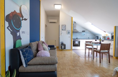 Favoriten House | Beautiful balcony holiday apartment near the center of Vienna