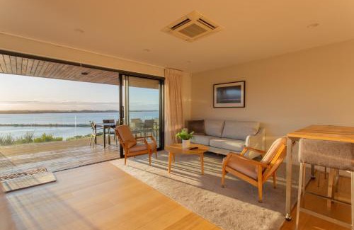 Redcliffs Apartment | Beautiful Balmoral Hill Apartment