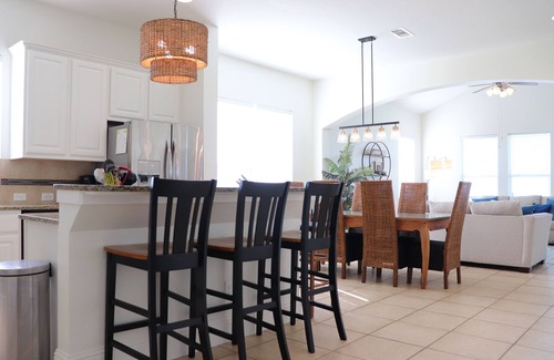 Gilchrist House | Beautiful Bayfront Retreat with Unbeatable Bay and Gulf Views