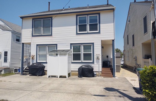Brigantine House | Beautiful Beach Block House!