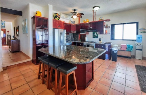 Puerto Morelos House | Beautiful Beach Front Luxury House with Pool 5BR/5BA Opt +1ap