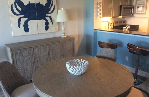 Central Beach Condo | Beautiful beach front condominum huge patio