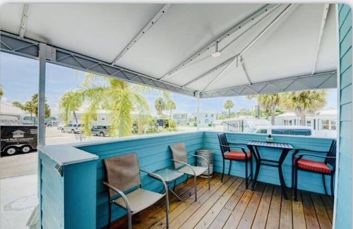 Hutchinson Island South House | Beautiful Beach House with Covered Porch