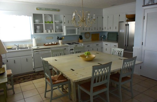 Sunset Beach House | Beautiful Beach House on 40th Street with Views of Ocean