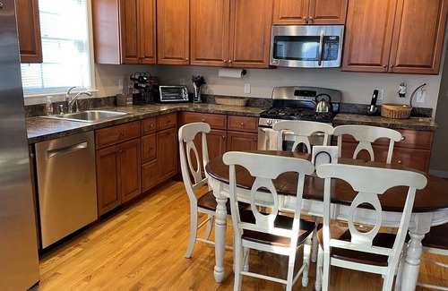 West Hyannisport House | Beautiful beach house 3 minute drive to Craigville Beach!!