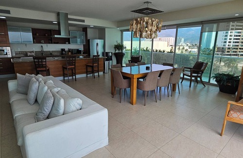 South Hotel Zone Condo | Beautiful Beach Front Condo