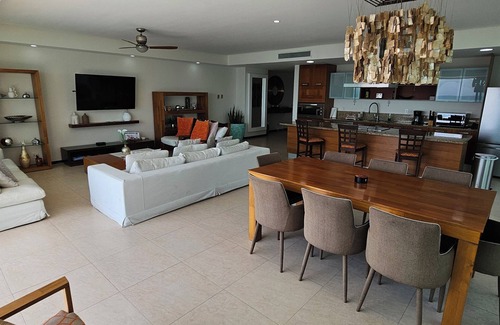 South Hotel Zone Condo | Beautiful Beach Front Condo