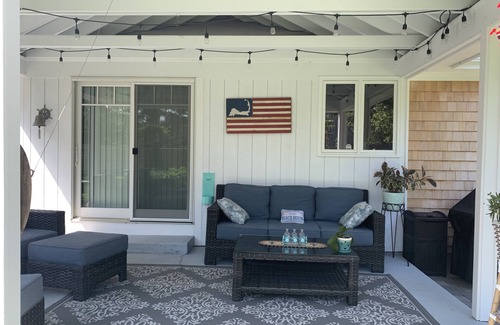 Bass River House | Beautiful beach house steps to the beach
