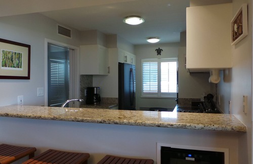 Waikoloa Condo | Beautiful Beaches ⛱ and Sunshine 🌞 Top Floor Ocean View 😎