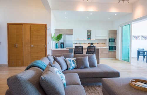 Las Terrenas Condo | Beautiful Beachfront Condo 50 Steps from Beautiful Playa Bonita Beach