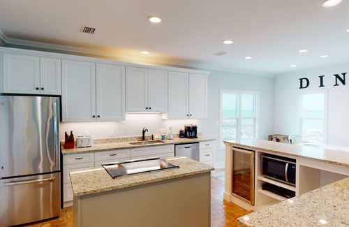 Morgantown House | Beautiful Beachfront Home, Sleeps 16, Pet Friendly, Community Pools, Views For D