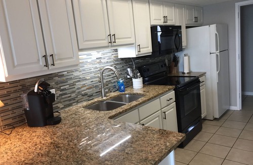 Gulf Shores Condo | Beautiful Beachfront Best Value on Beach Pools~FREE WIFII