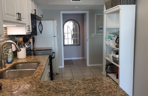 Gulf Shores Condo | Beautiful Beachfront Best Value on Beach Pools~FREE WIFII
