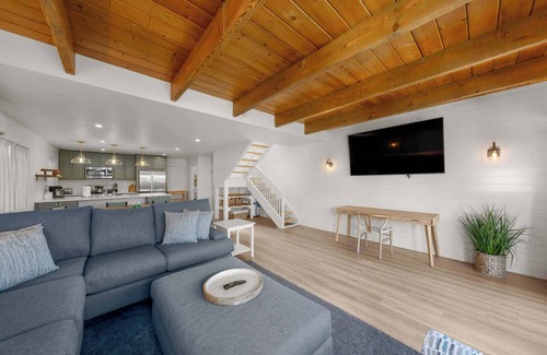 Beach Barber Tract House | Beautiful Beachside Bliss