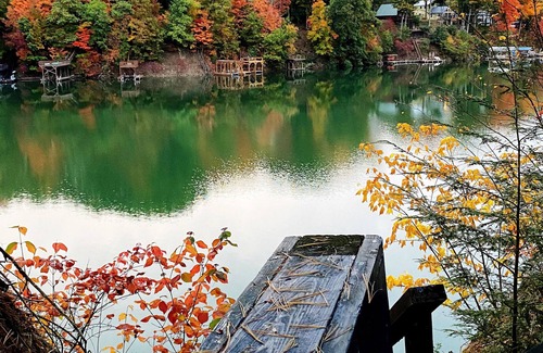Rushford Lake Cottage | Beautiful Blue Ridge Lake House