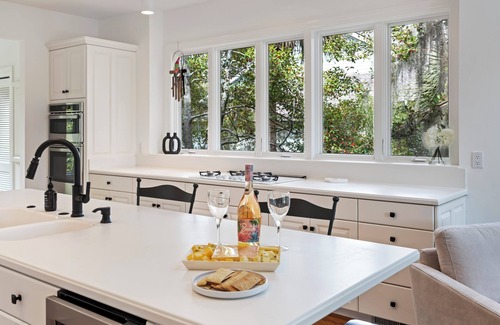 Vanderhorst Plantation House | Beautiful Bluebill Home on Kiawah, Private Pool, Pond and Golf Views!