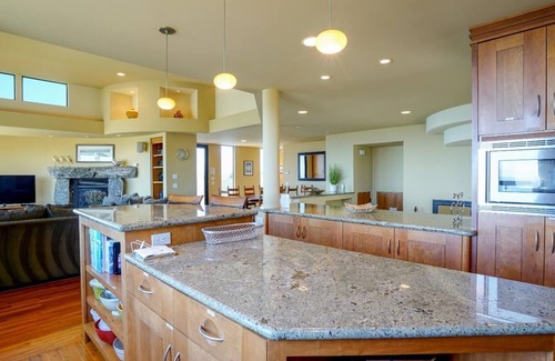 Bodega Bay House | Beautiful Bodega Harbour 4-BR home with Amazing Ocean Views