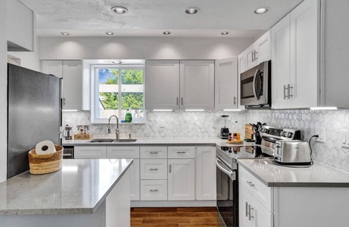 Sunset House | Beautiful Boho Home w/Fenced-in Pool & Game Room!