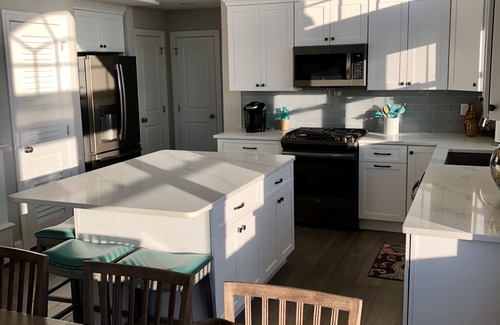 Sea Isle City House | Beautiful, Brand New in 2020, Center Of Town With Elevator. All 5 star reviews.