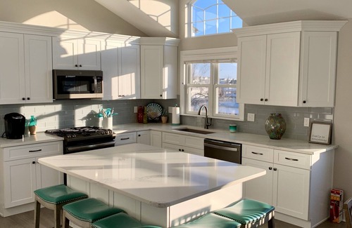 Sea Isle City House | Beautiful, Brand New in 2020, Center Of Town With Elevator. All 5 star reviews.