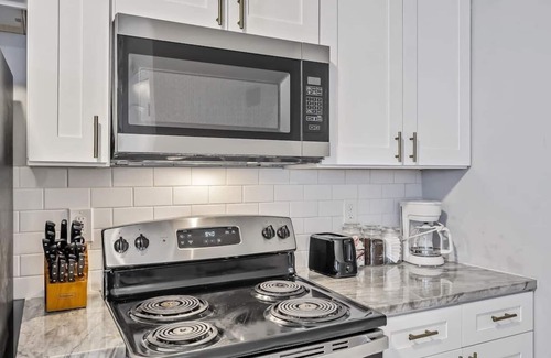 Tower Grove South House | Beautiful, Brand New Tower Grove Unit! 2n