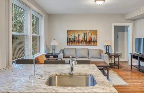 Tower Grove South House | Beautiful, Brand New Tower Grove Unit! 2s