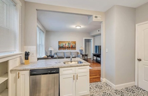 Tower Grove South House | Beautiful, Brand New Tower Grove Unit! 2s