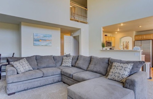 Northeast Colorado Springs House | Beautiful Bridle - Hot Tub AC Theater A+ Location!