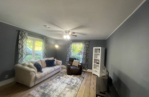 Douglas House | Beautiful bungalow in coffee county georgia