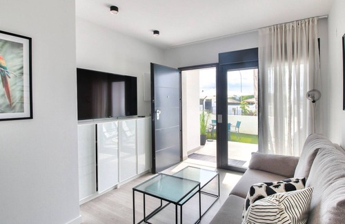 Vergel House | Beautiful Bungalow near the sea with all-inclusive pool