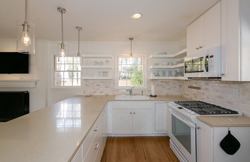 Roswell House | Beautiful bungalow right in Historic Roswell