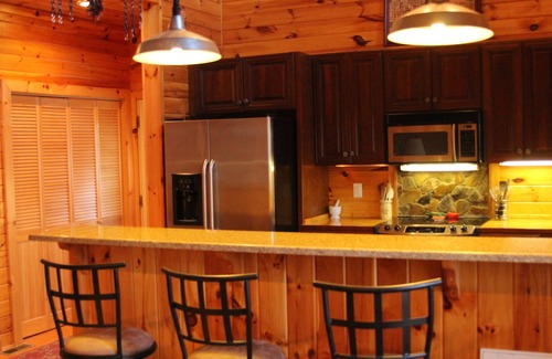 Boone Cabin | Beautiful cabin close to downtown Boone