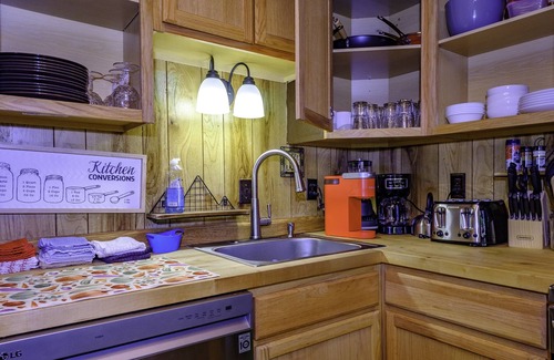 Lackawaxen House | Beautiful cabin in the woods