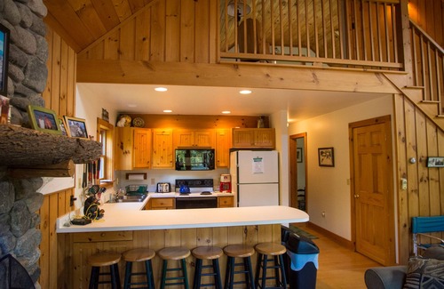 North Pole Cabin | BEAUTIFUL CABIN NEAR WHITEFACE WITH FIRE PIT AND WRAP AROUND PORCH