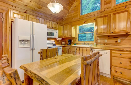 Blue Ridge Cabin | Beautiful cabin w/hot tub, wrap-around deck & firepit - dogs welcome