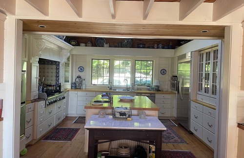 Gills Rock Cabin | Beautiful Cape Cod Lake House on Washington Island in Wisconsin