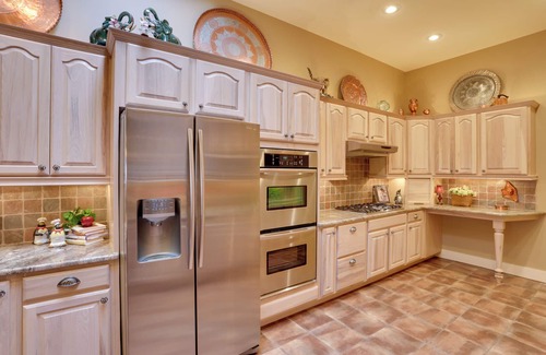 Fayetteville House | Beautiful Central Fayetteville Townhome w/Views!