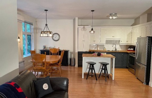 Mont-Tremblant House | Beautiful chalet in Tremblants Old Village