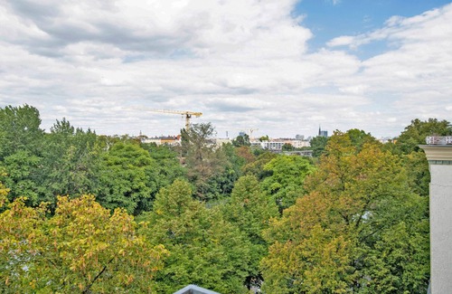 Charlottenburg-Wilmersdorf Apartment | Beautiful Charlottenburg 3BR, Central Location, by Blueground