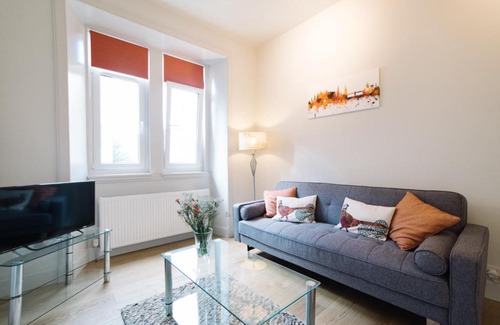 Gifford Apartment | Beautiful City Centre Apartment - Holyrood Park