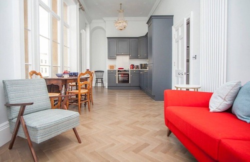 Bath City Centre Apartment | Beautiful City Centre Apartment (MSA)