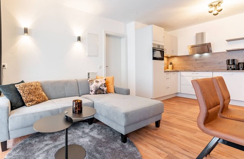 Kaprun Apartment | Beautiful city centre flat with private garden