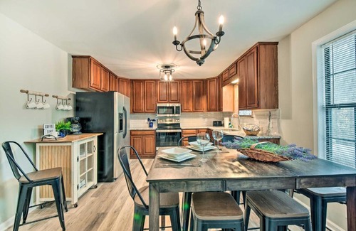 Clarkesville House | Beautiful Clarkesville Home about 8 Mi to Helen!