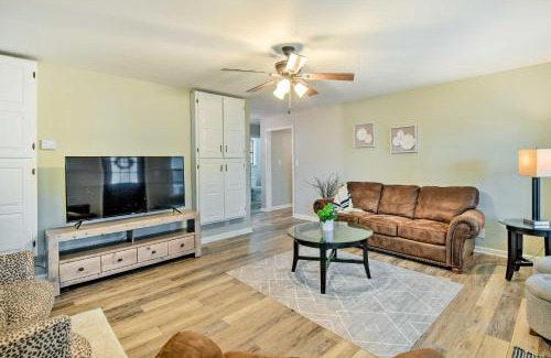 Clarkesville House | Beautiful Clarkesville Home about 8 Mi to Helen!