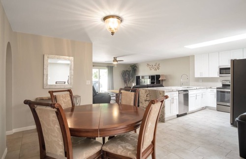 East Mesa House | Beautiful CLEAN Townhome in Mesa - w/Heated Pool and RV Parking available!